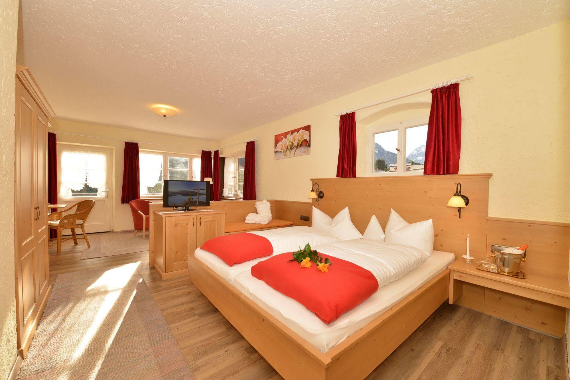 Hotel Adler Garni Hirschegg  Dış mekan fotoğraf